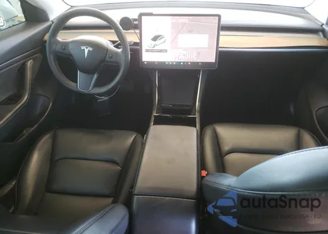 2019 Tesla Model 3 из США, поврежденный, VIN 5YJ3E1EA9KF466388